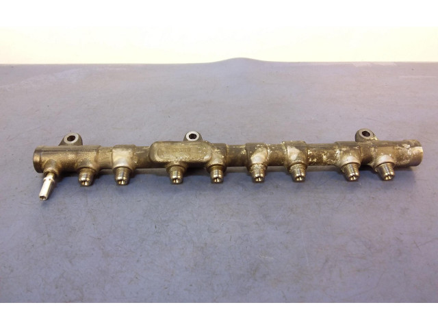 Vstřikovací lišta 11617555666, 7555666 BMW 7 F01 F02 F03 F04 4.4 N63B44B