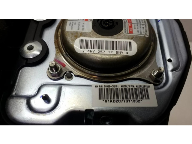 Подушка безопасности водителя 569003U101 KIA Sportage