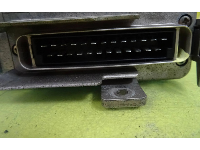 Блок управления двигателя 0285007061   Volkswagen Jetta II