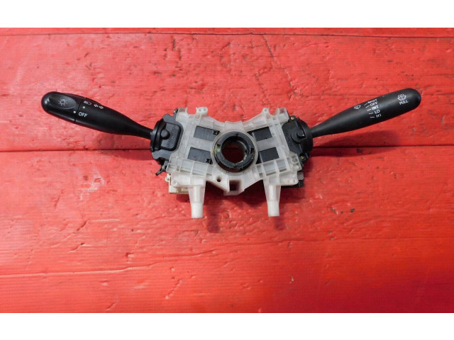 Ручка стеклоочистителей    Suzuki Jimny