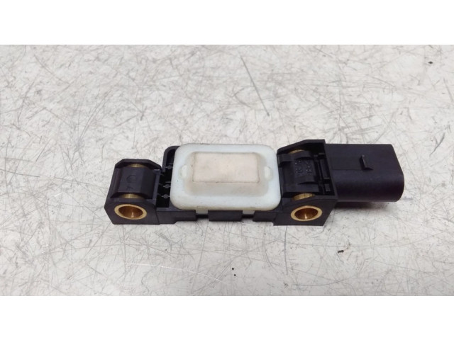 Датчик удара надувных подушек