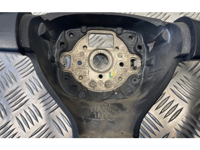 Руль Volkswagen Jetta V 2005 - 2010 года 1K0419091M, 1K0880201AB