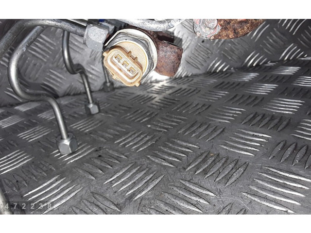 Топливная рампа    Mitsubishi L200  