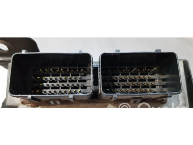 Блок управления двигателя P05269997AC Chrysler Neon I