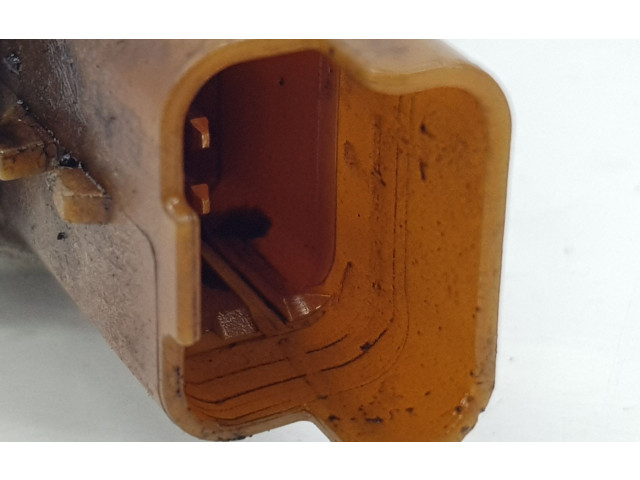 Vstřikovací lišta 9804776780, 9804776780 Citroen Berlingo