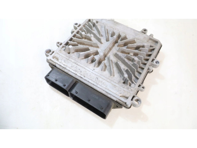 Блок управления двигателем Блок управления 0281015286 Volvo V70