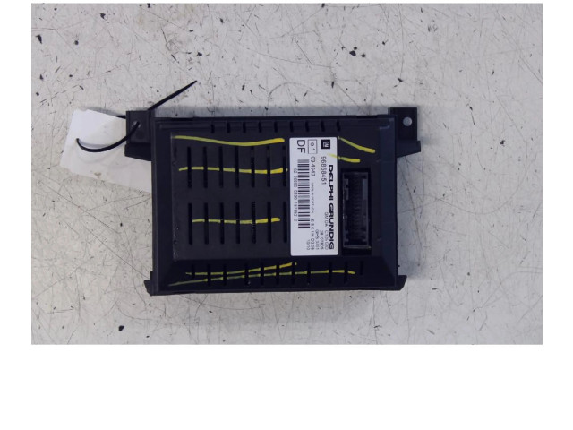 Дисплей    96858451   Opel Antara