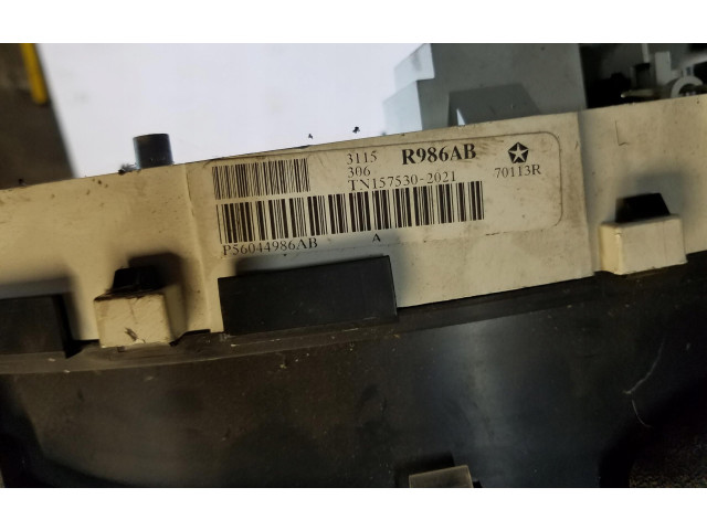 Přístrojová deska Chrysler Voyager 2012