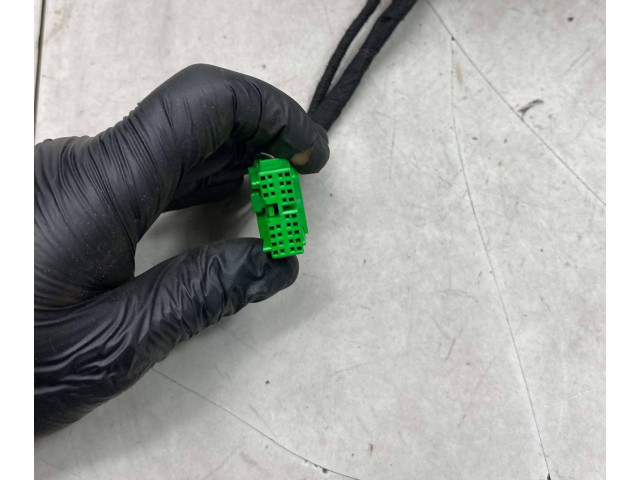 Зеркало электрическое Volvo XC90 2003 - 2006 года