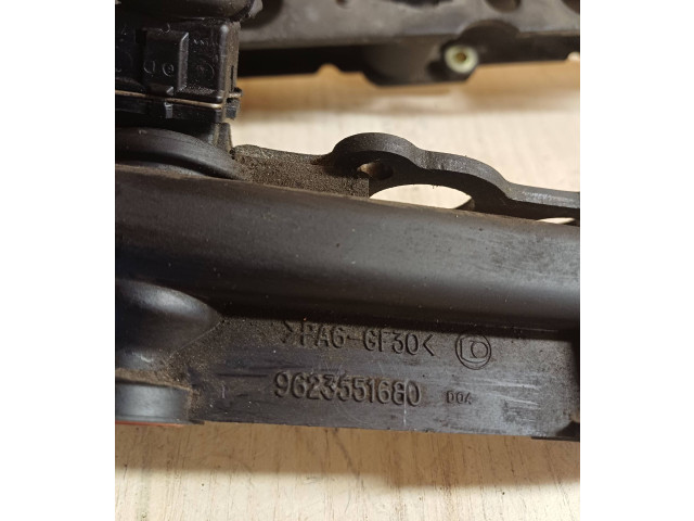 Vstřikovací lišta 9623551680 Peugeot 406