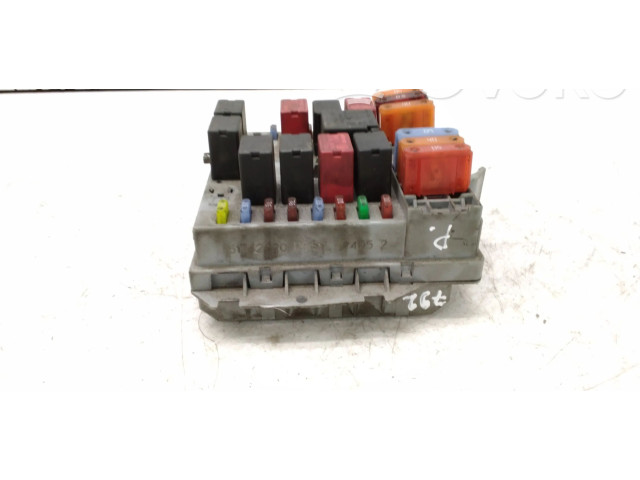 Блок предохранителей 51742420 Alfa Romeo GT