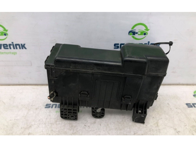 Блок предохранителей     Peugeot 107    