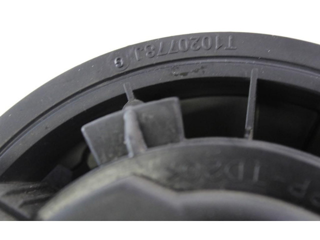 Вентилятор печки    272100975R   Dacia Sandero