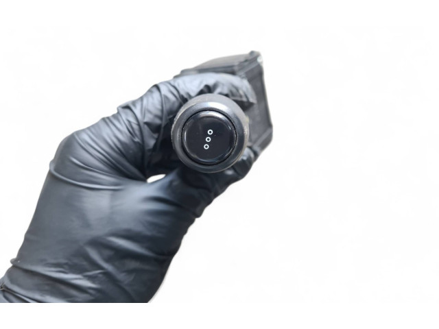 Ручка стеклоочистителей 681728631R, E10670253   Dacia Dokker