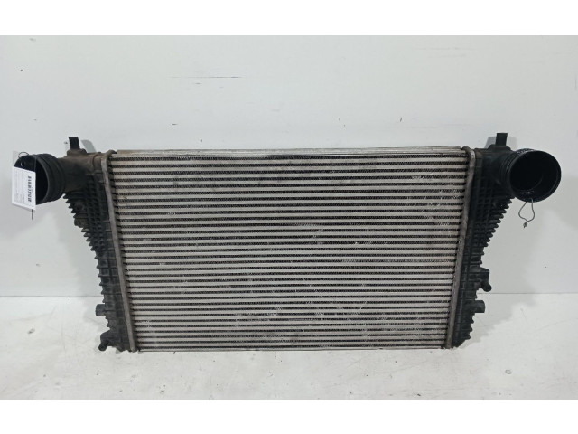 Интеркулер  1K0145803L   Volkswagen Touran I 