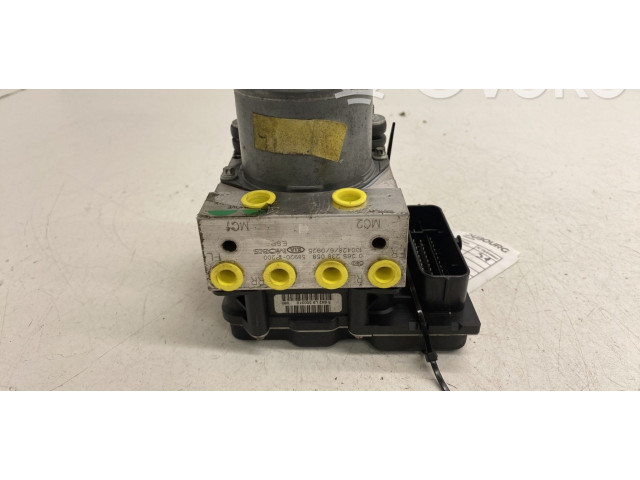 Jednotka ABS 589201P2A0 KIA Venga 2010