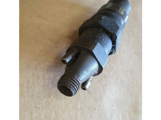 Форсунка 068130201N Volkswagen Caddy