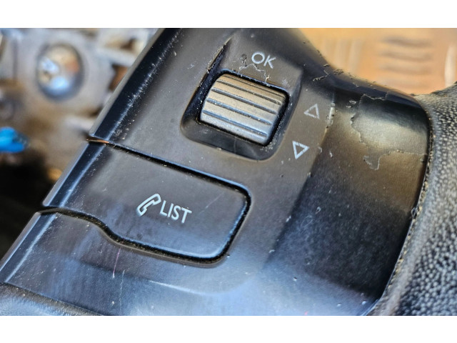 Руль Peugeot 2008 I 2013 - 2019 года 98084115ZD