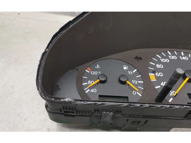 Přístrojová deska  Mercedes-Benz C W202 1999 88311224  