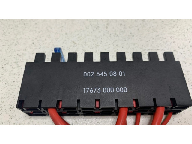 Блок предохранителей 025450801, 17673000000 Volkswagen Crafter