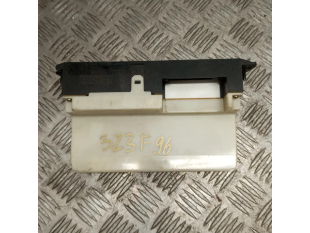 Блок управления климат-контролем Mazda 323 F