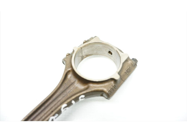 Píst AWA Audi A4 S4 B6 8E 8H AWA