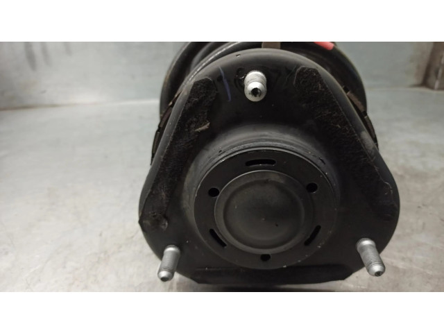 Передний амортизатор