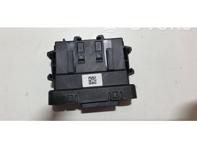 Блок управления 284Y66LA6D, F005V03168 Renault Clio V