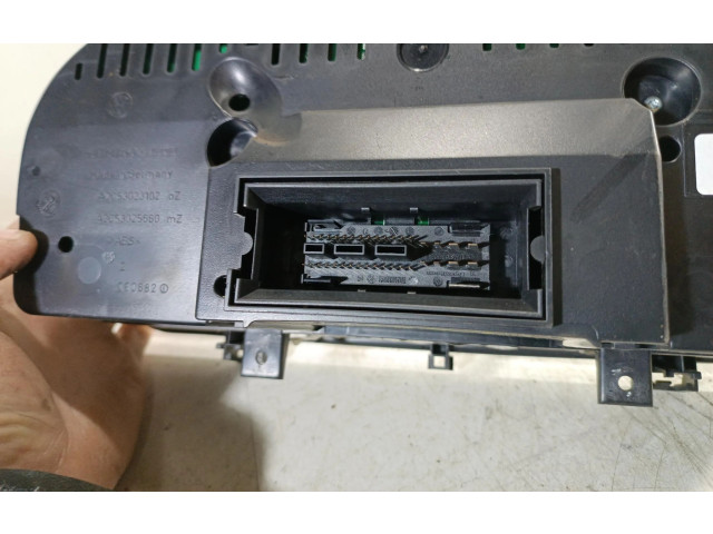 Přístrojová deska Volkswagen Caddy 2018 2K0920842E