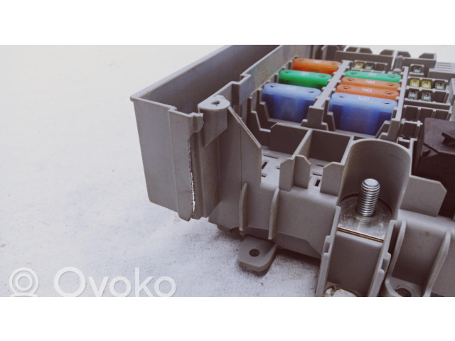 Pojistková skříňka 690661303, BJ3C121625 BMW 1 E81 E87 2006