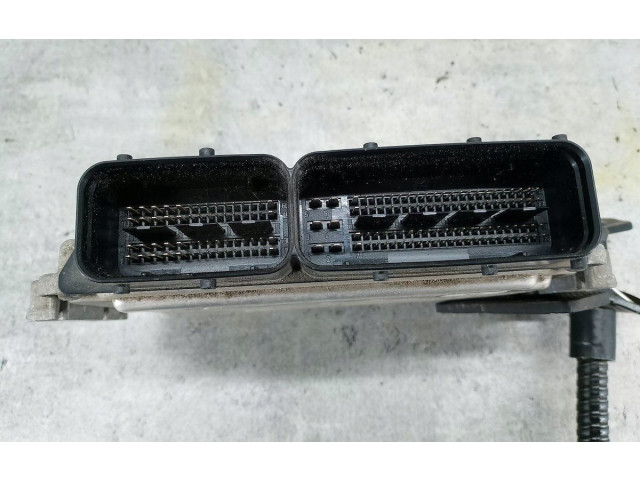 Блок управления двигателем Блок управления 3914023745, 3915023745 Fiat Coupe