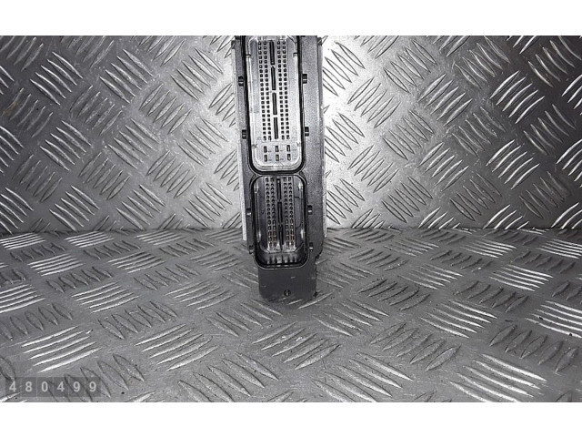 Турбина Блок управления двигателя Audi A1  04c907309ae         