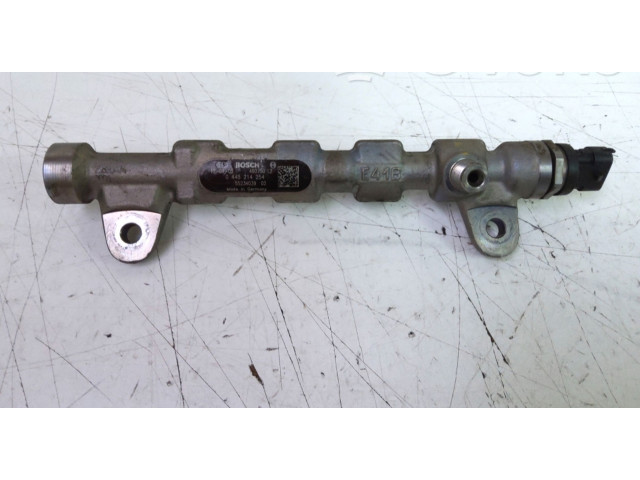 Топливная рампа 0445214254   Jeep Cherokee  