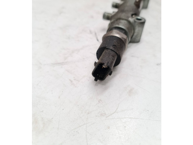 Топливная рампа 0445215010   Volvo V70  