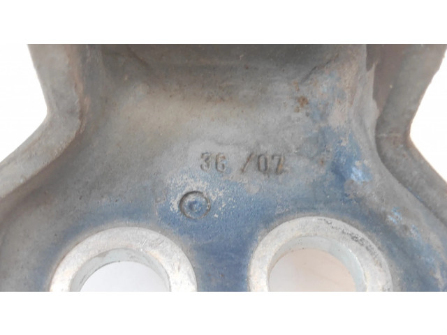 Передний комплект петлей