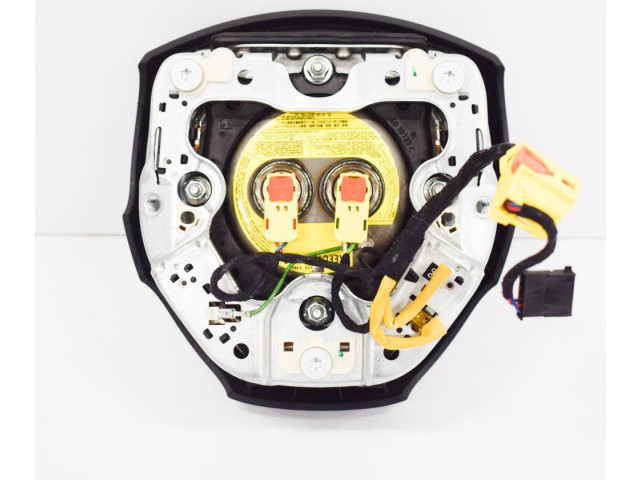 Подушка безопасности водителя    Audi A3 S3 8V