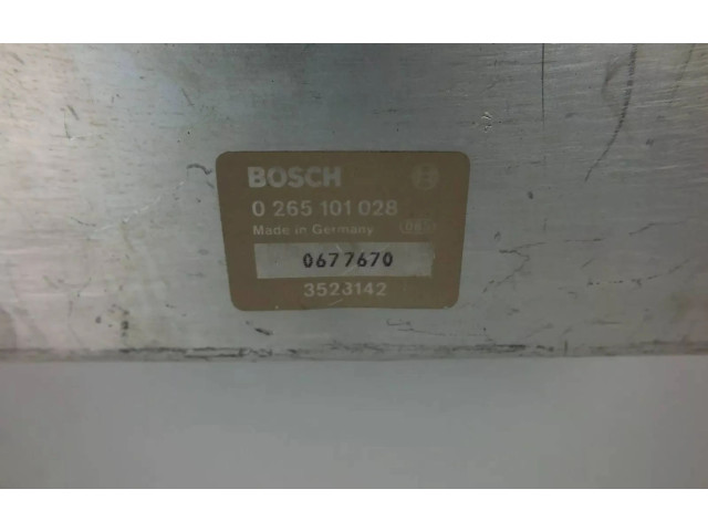 Блок управления двигателя 0265101028, 3523142   Volvo 940