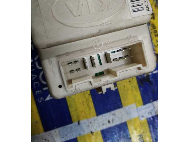 Pojistková skříňka 0K53B66730A KIA Carnival 2002