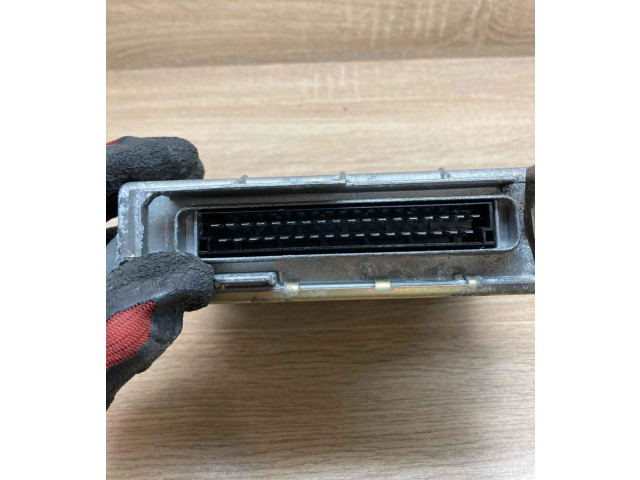 Vstřikovací lišta 9618087780, 16223114 Peugeot 106