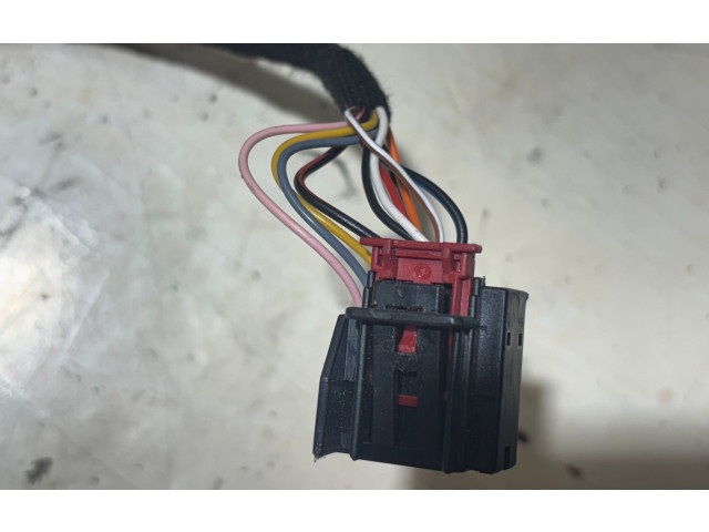 Зеркало электрическое Skoda Octavia Mk3 (5E) 2013 - 2019 года