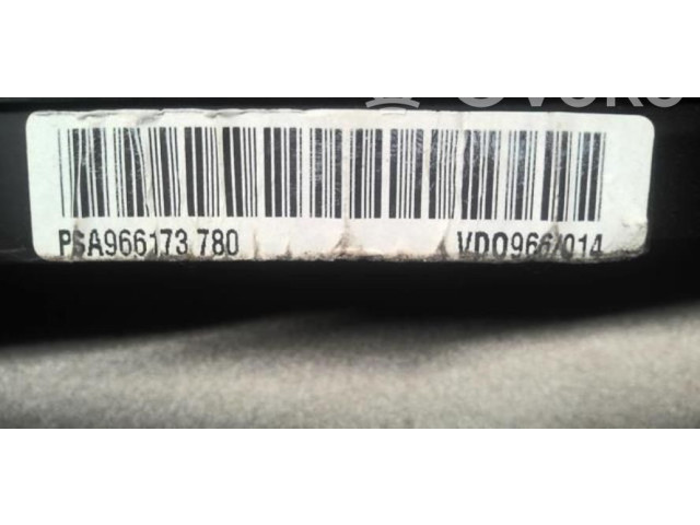 Панель приборов 00006105G4   Citroen Xsara Picasso       