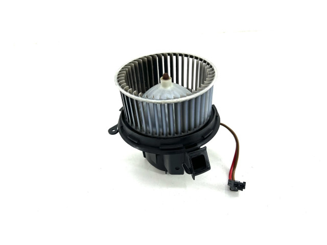 Вентилятор печки    V7825001   Mercedes-Benz C W204