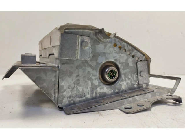 Надувная подушка для передней двери 8200197820    Renault Clio II   