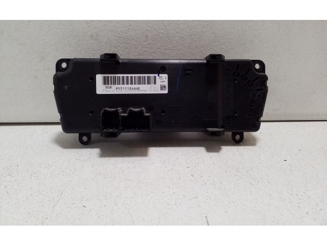 Блок управления климат-контролем 55111846AE   Dodge Nitro