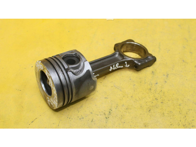 Поршень Renault Clio III