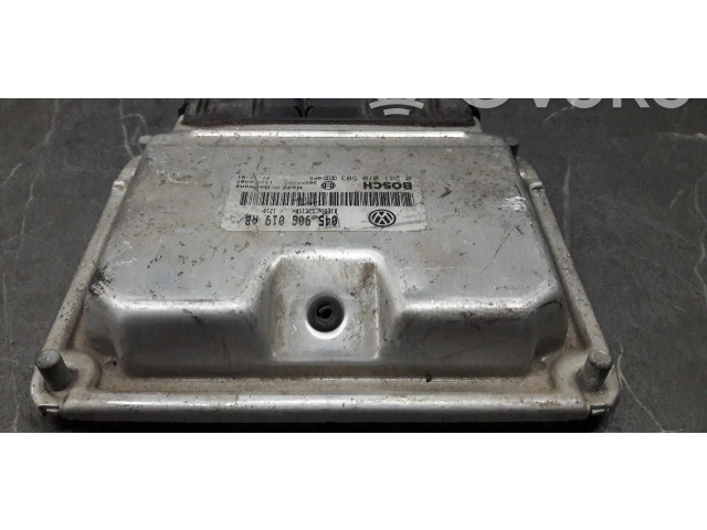 Řídící jednotka 0281010503 Volkswagen Polo III 6N 6N2 6NF 1998