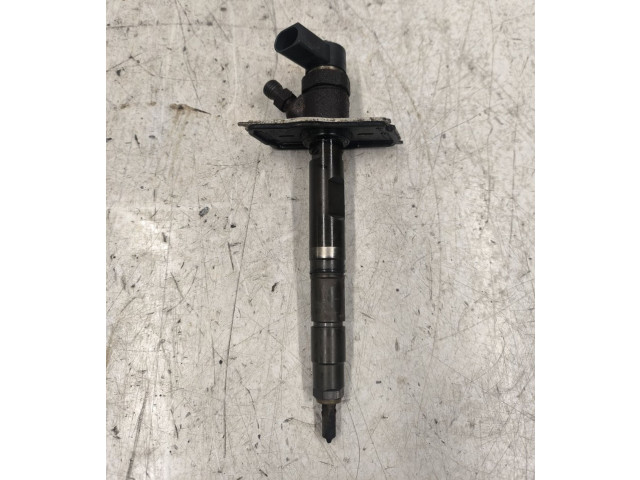 Vstřikovač 057130277M, 0445110158   Audi A8 S8 D3 4E    ASE 