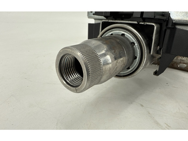 Ось рулевого колеса 5Q2419502 Volkswagen Golf VII