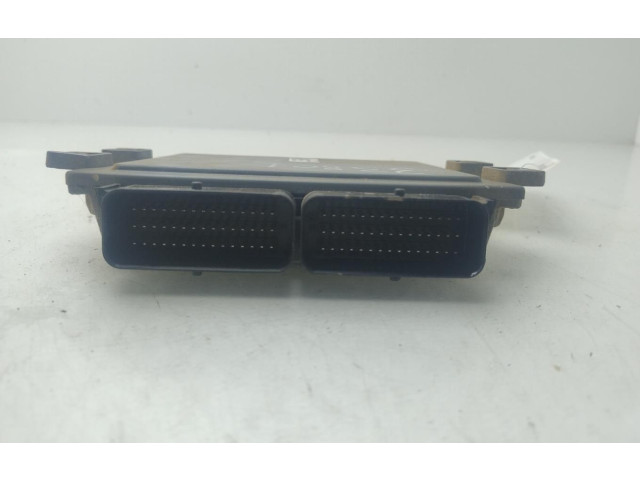 Блок управления двигателем Блок управления 8200483732   Dacia Logan I