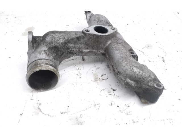 Поршень Всасывающий коллектор  028129713J  Volkswagen PASSAT B4  